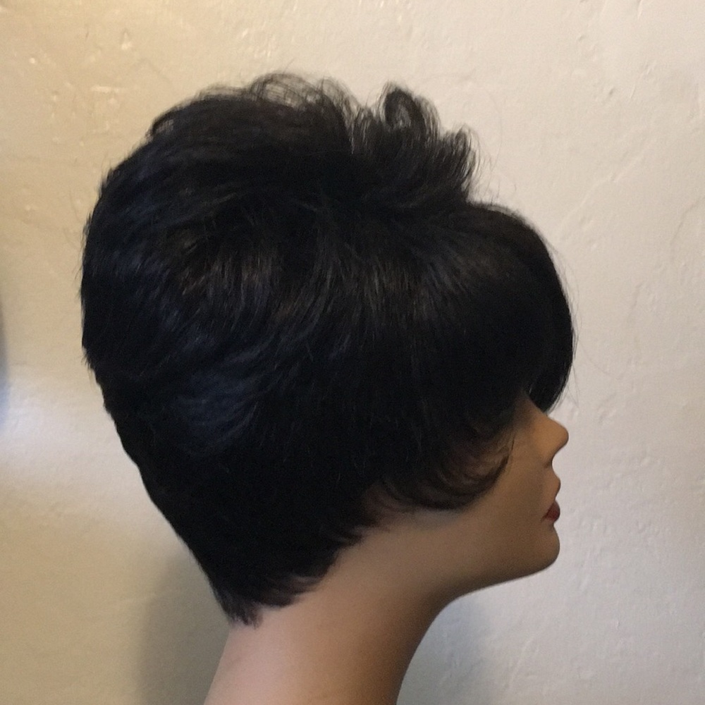 Carman Free & Easy Collection Wig - Picture 4 of 7